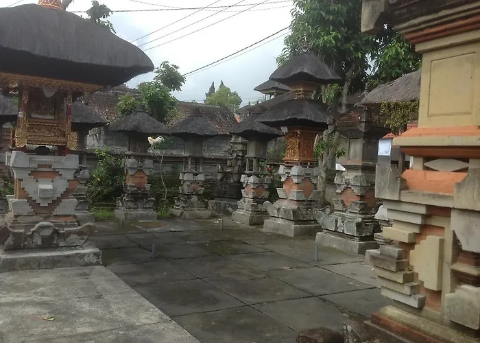 Suka'S House Bed & Breakfast