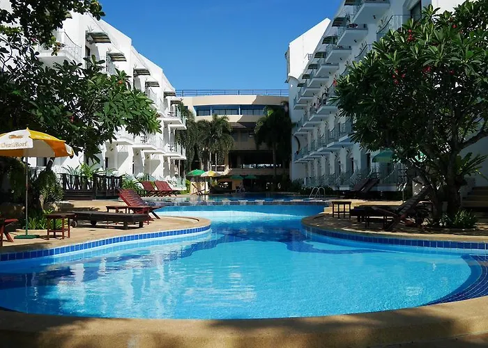 Naklua Beach Resort Pattaya