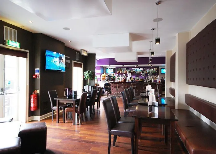 The Minto Hotel